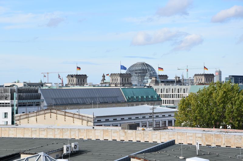 Der Reichstag ist gut zu erkennen...